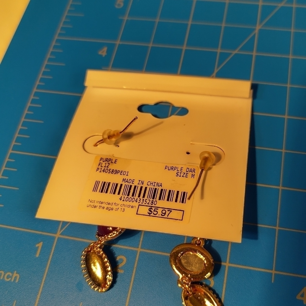 ๐3/$12 9 Pairs of BNWT Earrings Bundle! Various Styles, All For Pierced Ears. - Picture 7 of 15